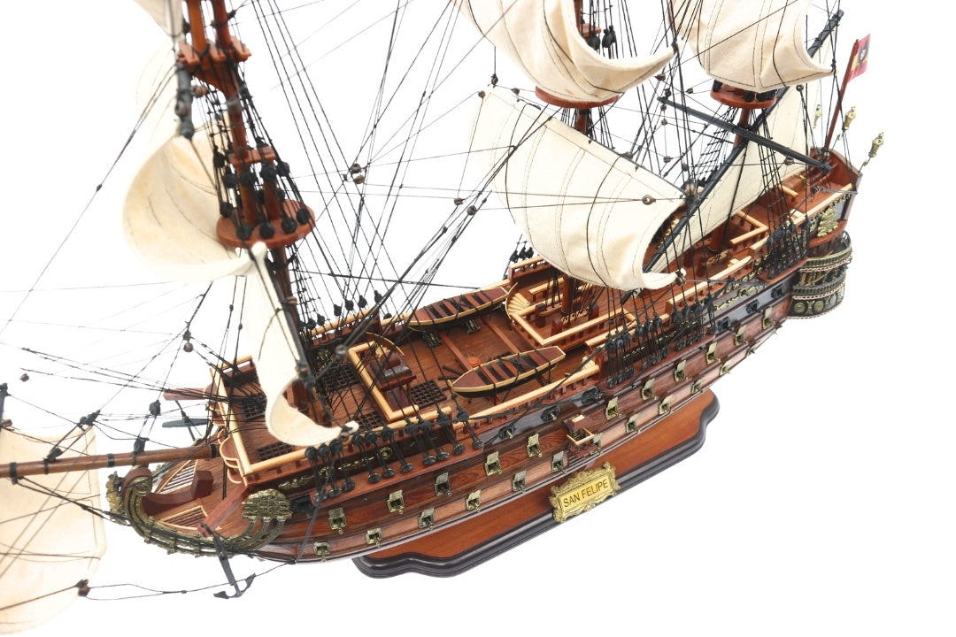Modello del veliero San Felipe da 80 cm, con possibilità di personalizzazione tramite incisione