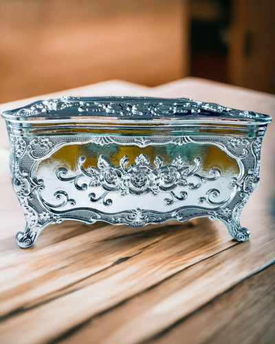 Elegante Taschentuchbox mit geprägten Blumen - Serviettenbehälter