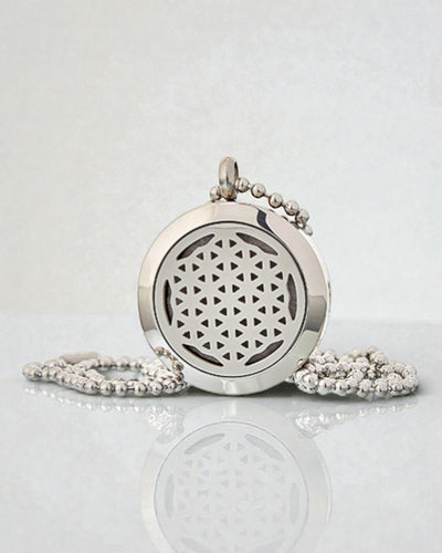 Aurelia Vita – Aromatherapie-Diffusor-Halskette Blume des Lebens 25 mm aus Edelstahl