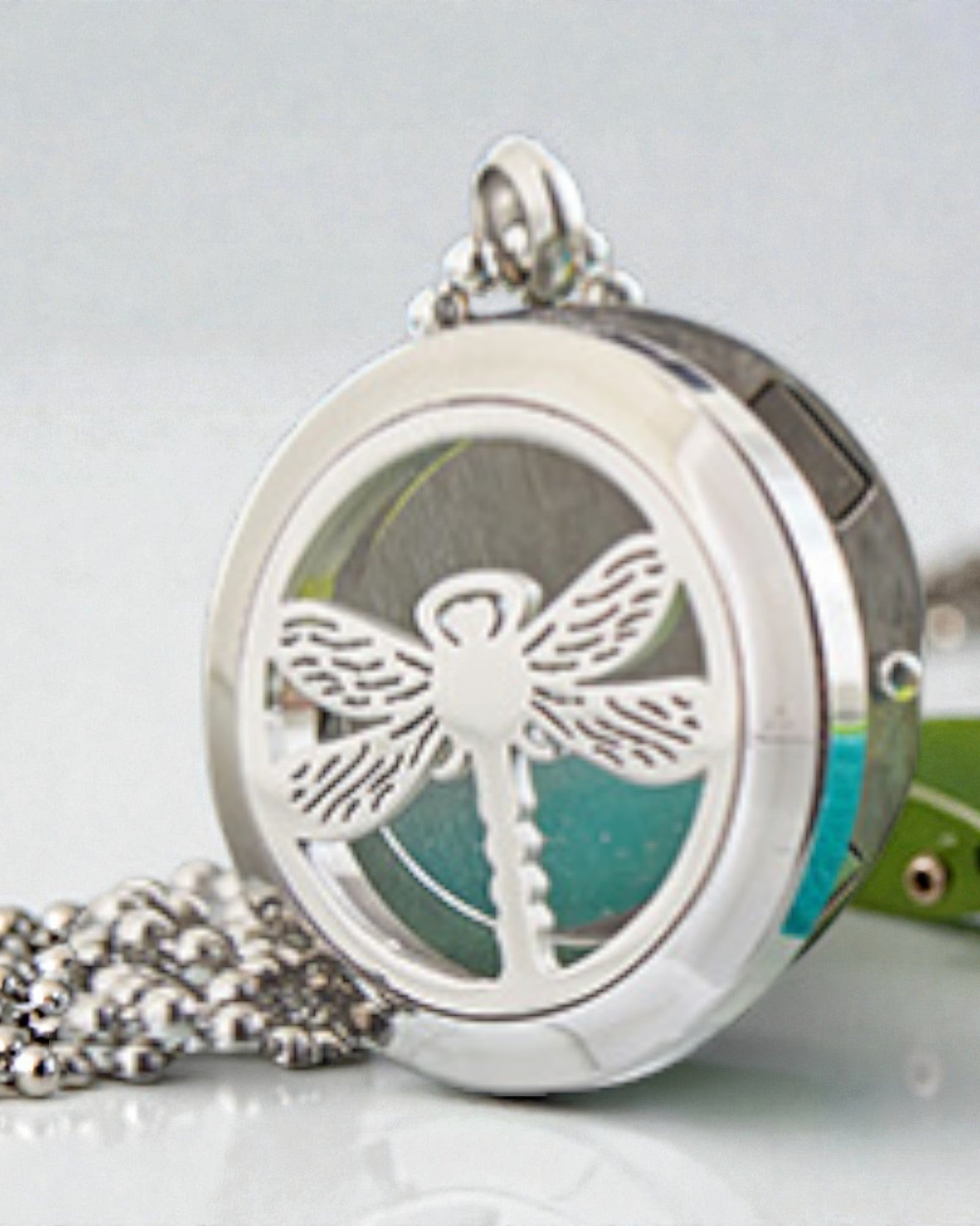 Collier Aromalife Dragonfly Spirit – Médaillon à parfum Libellule 25 mm