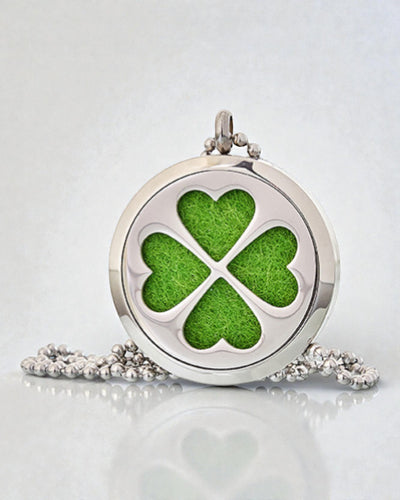 AromaClover – Aromatherapie-Halskette mit Medaillon eines vierblättrigen Kleeblatts 30 mm