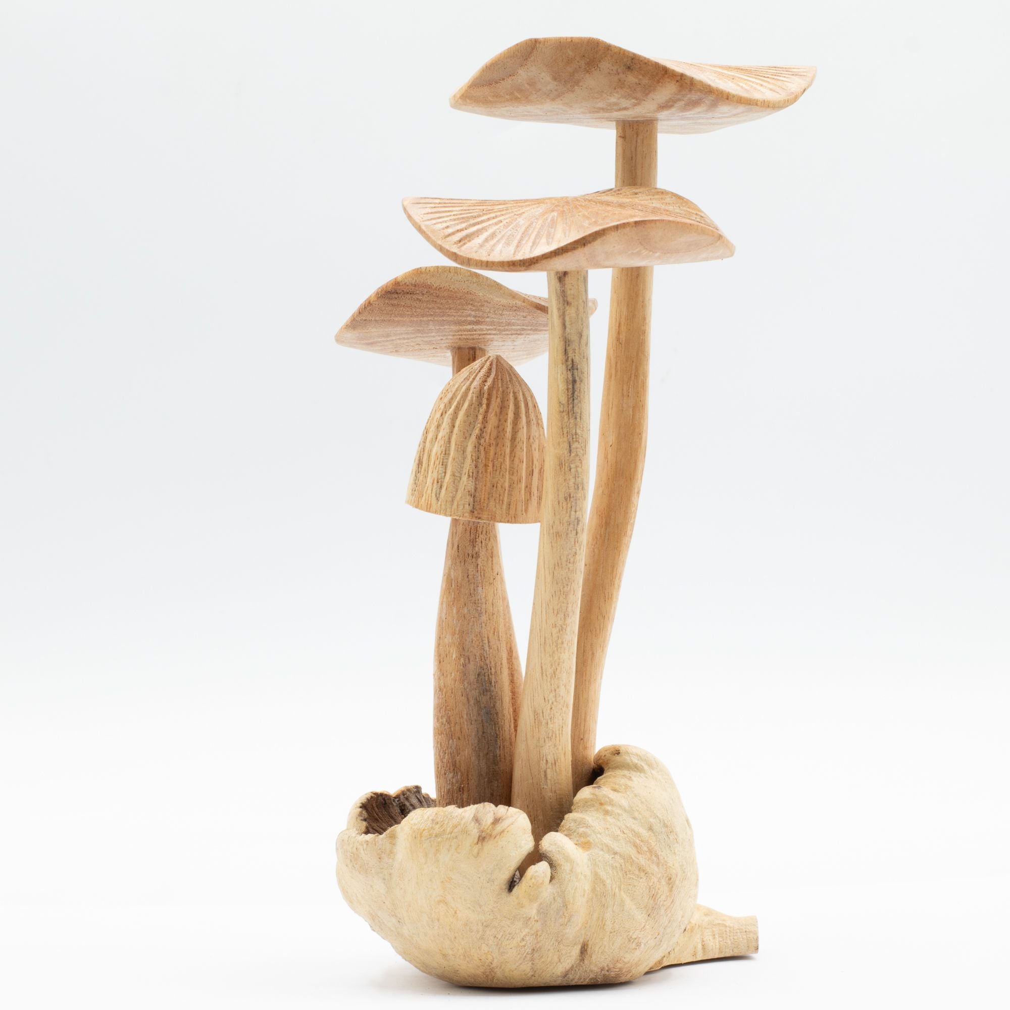 Champignons forestiers sculptés à la main - Ensemble de 4 grands champignons en bois naturel, parfaits comme cadeau - Hauteur 14 cm, style rustique unique, idéal pour la décoration intérieure