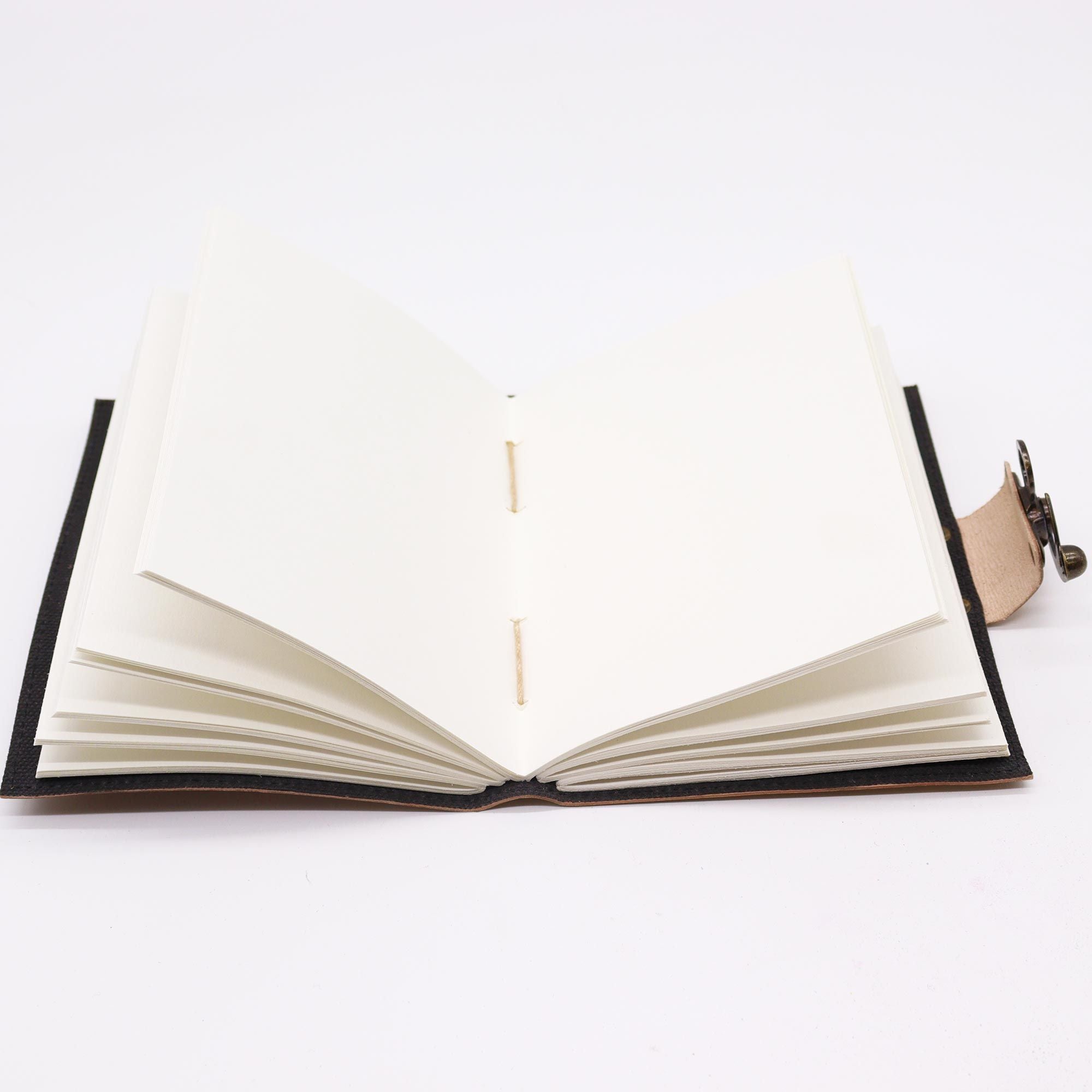 Journal des rêves et du travail - carnet en cuir embossé, brun clair, 13x18 cm