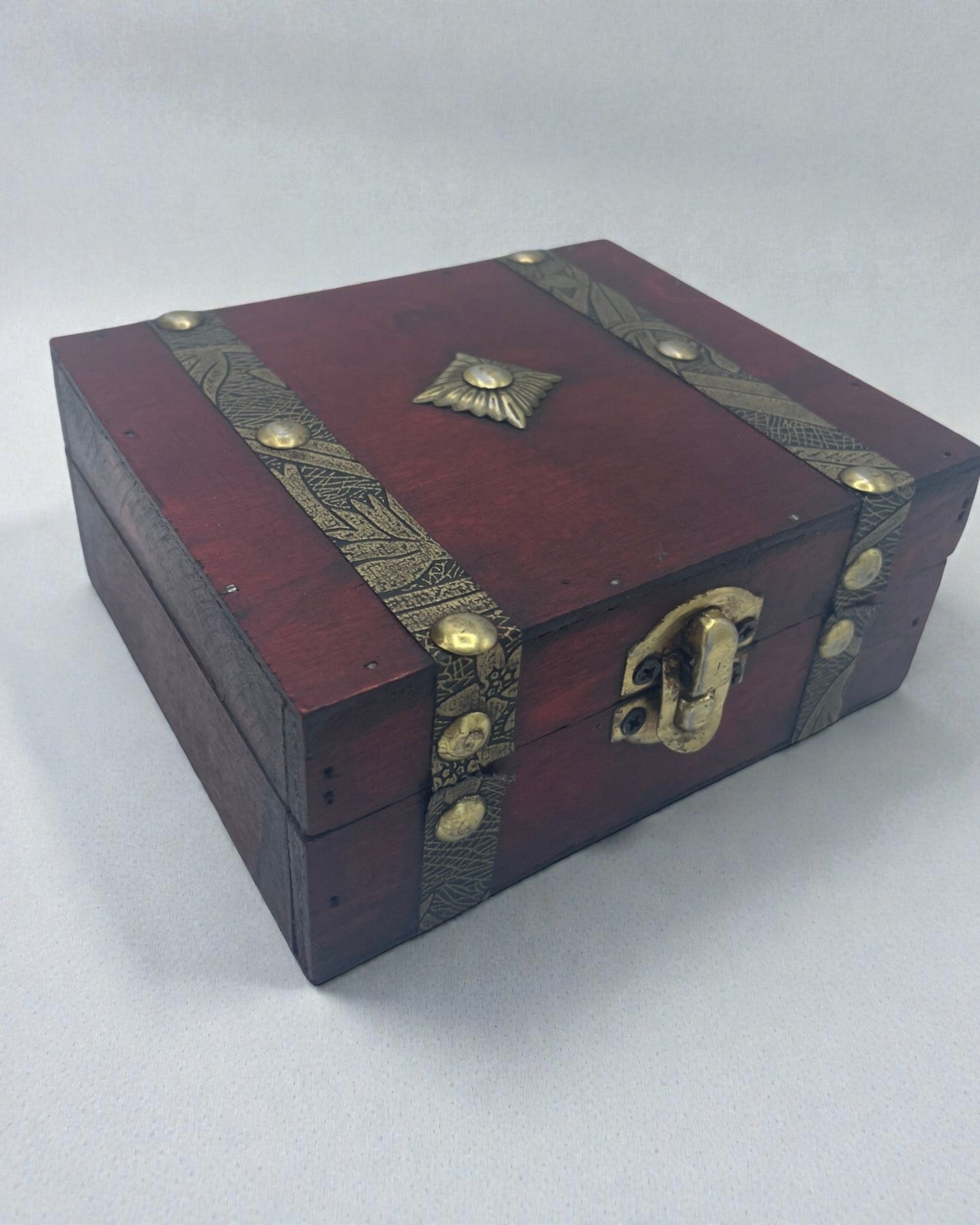 Cofanetto da tè color rubino – scatola quadrata marrone