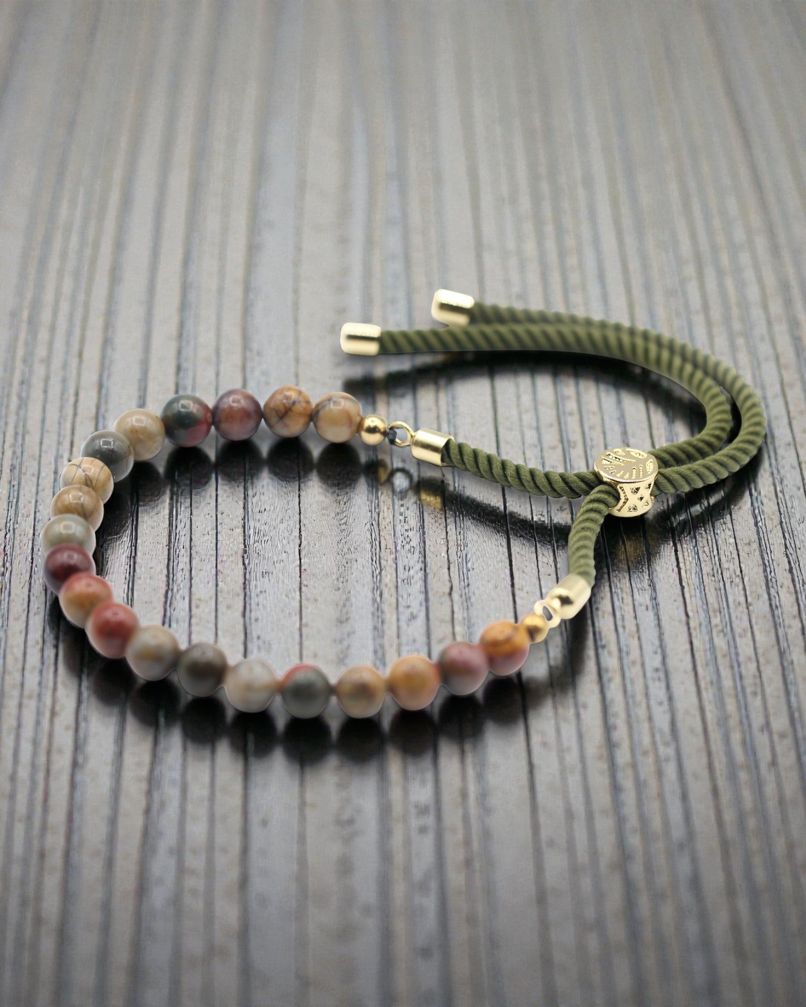 Moss Aura – Bracciale con Iaspe Picasso e Oro 18K su Cordino Verde