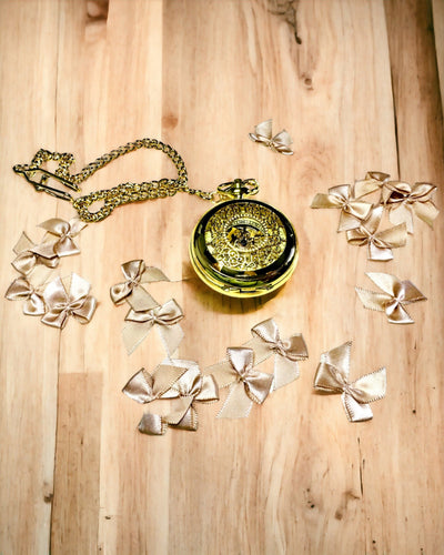 Retro Carved Pocket Watch with Hand-Wound Mechanism, Gold Color with Roman Scale and Luminous Dial, Vintage Style