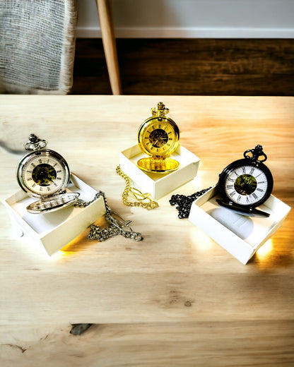 Klassische mechanische Taschenuhr mit Doppeldeckel, manuell, goldfarben, mit Gravur