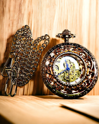 Orologio da Tasca in Stile Vintage con Quadrante Trasparente e Meccanismo Scheletrato