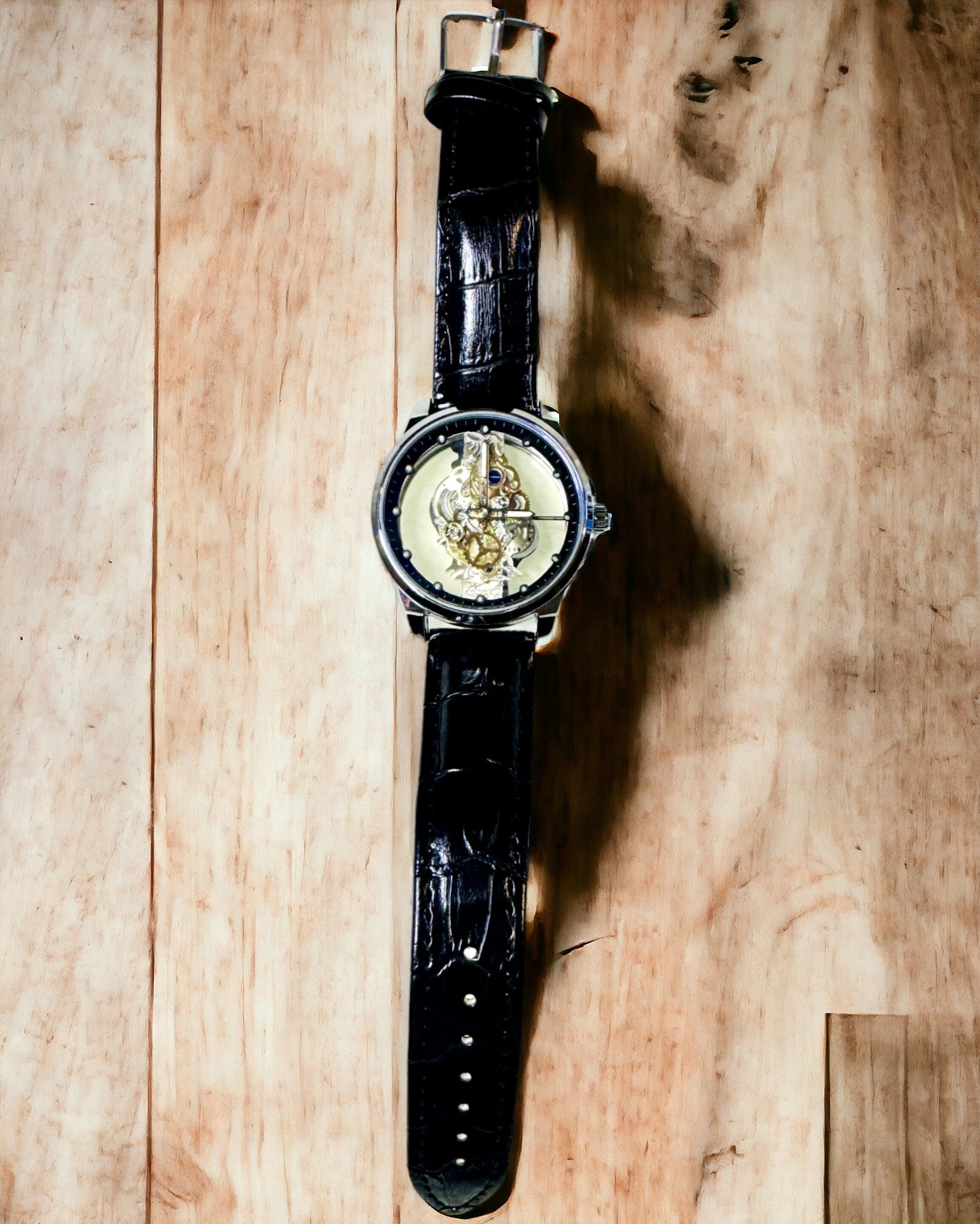 Montre Homme Quartz avec Cadran Transparent - Élégance Classique dans une Version Moderne bracelet noir. Personnalisation par gravure
