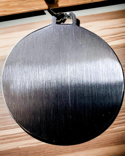 Collier avec Boussole – Bijoux Forgés en Acier Inoxydable pour Hommes et Femmes en Deux Couleurs, avec Gravure