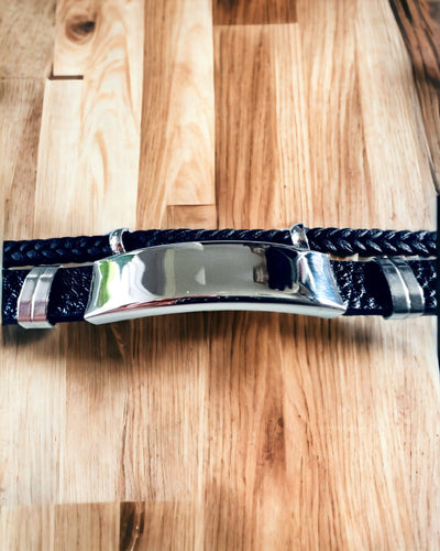 Bracciale da Uomo in Pelle PU e Acciaio Inossidabile con Possibilità di Incisione – Disponibile in Due Varianti di Colore