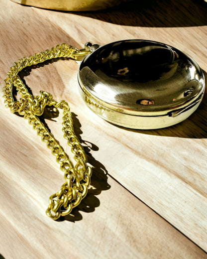 Golden Color Compass "Adventure" – Elegant Navigator of Discoveries