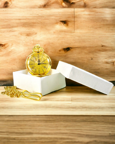 Montre de poche couleur or de style rétro avec possibilité de gravure