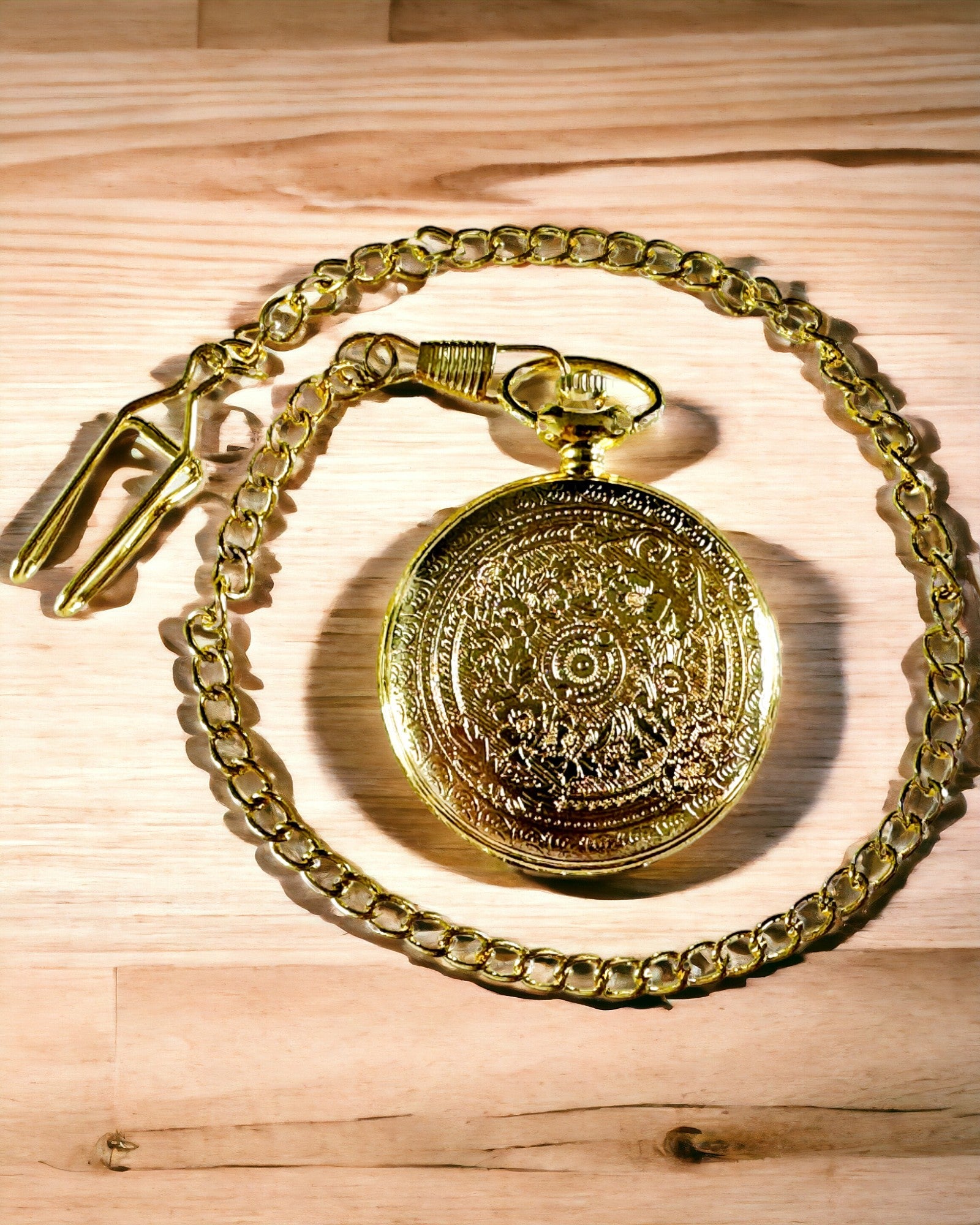 Montre de poche couleur or de style rétro avec possibilité de gravure