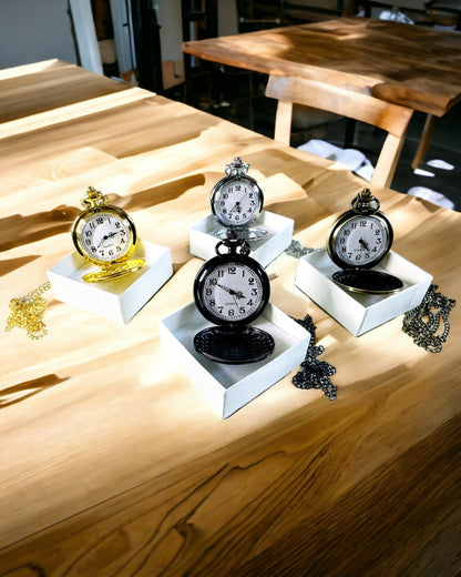 Goldfarbene Vintage-Taschenuhr mit Gravurmöglichkeit