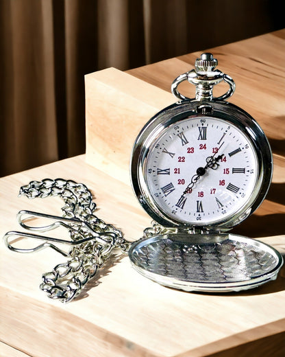 Montre de poche en argent avec mouvement à quartz et possibilité de gravure