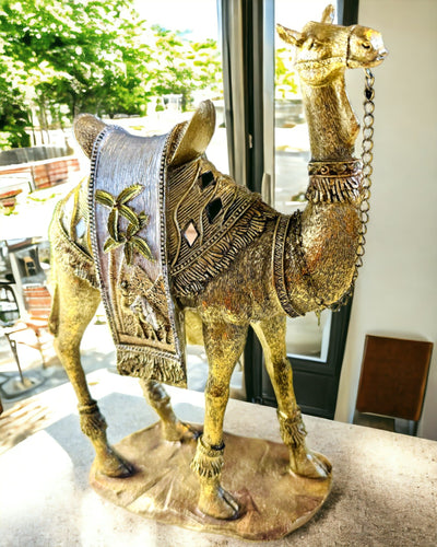 Statuette Voyageur du Désert Chameau Décoratif en Résine avec Possibilité de Gravure