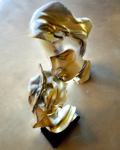 Statua "Eleganza in Pietra" colore argento - Decorativa con Opzione di Incisione, 2 dimensioni a scelta