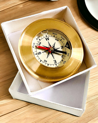 Bussola da Navigazione con Possibilità di Incisione, in Ottone, Design Classico – 5 cm