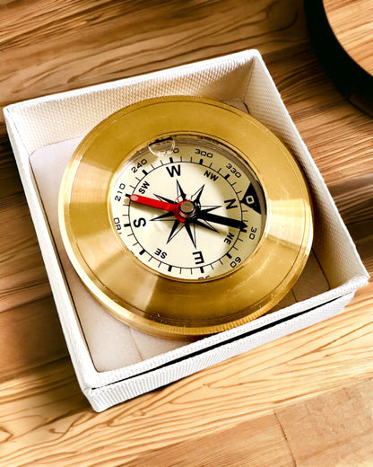 Bussola da Navigazione con Possibilità di Incisione, in Ottone, Design Classico – 5 cm