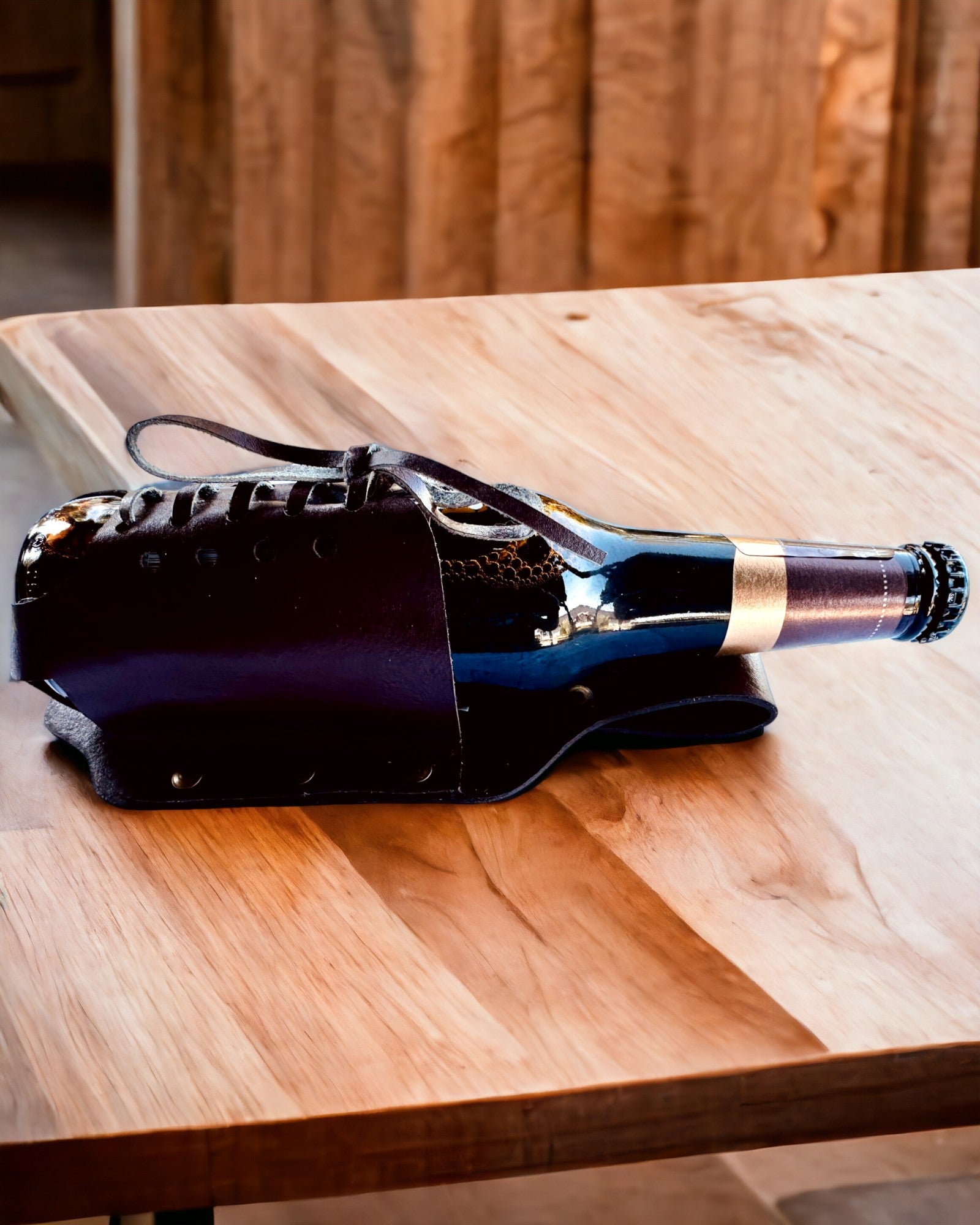 Étui en cuir pour bouteille "LeatherCraft Elegance" - possibilité de personnalisation