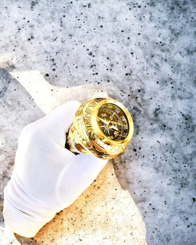 Kompasso Brown - Bâton de marche - Bois Sculpté à la Main - Édition Exclusive avec Possibilité de Gravure