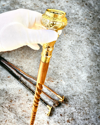 Kompasso Brown - Bâton de marche - Bois Sculpté à la Main - Édition Exclusive avec Possibilité de Gravure