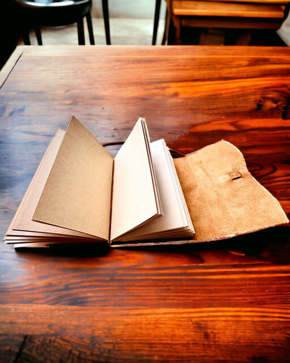 Notatnik Premium "RetroNotes" – Carnet élégant en véritable cuir - 200 pages, 120g, carnet, carnet de croquis, couleur marron, personnalisation par gravure