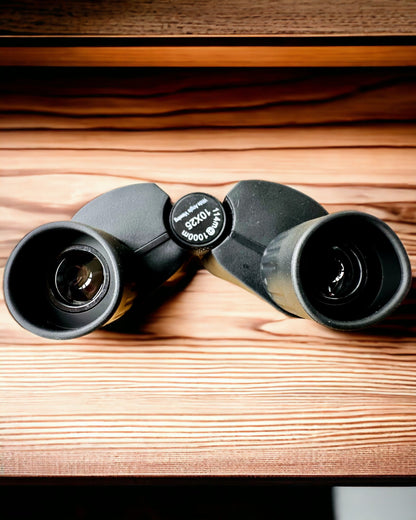 Lornetka CampMaster 10x25, possibilità di personalizzazione con incisione
