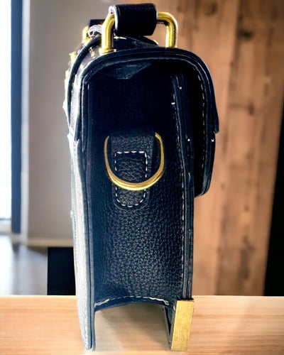 Fashionable Square Shoulder Bag with Lion Accent - color black