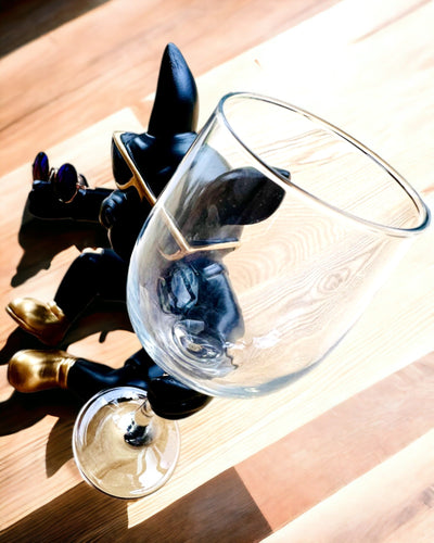 Figura esclusiva "Bulldog Elegante", colore nero, supporto per bicchiere di vino o champagne, personalizzazione con incisione