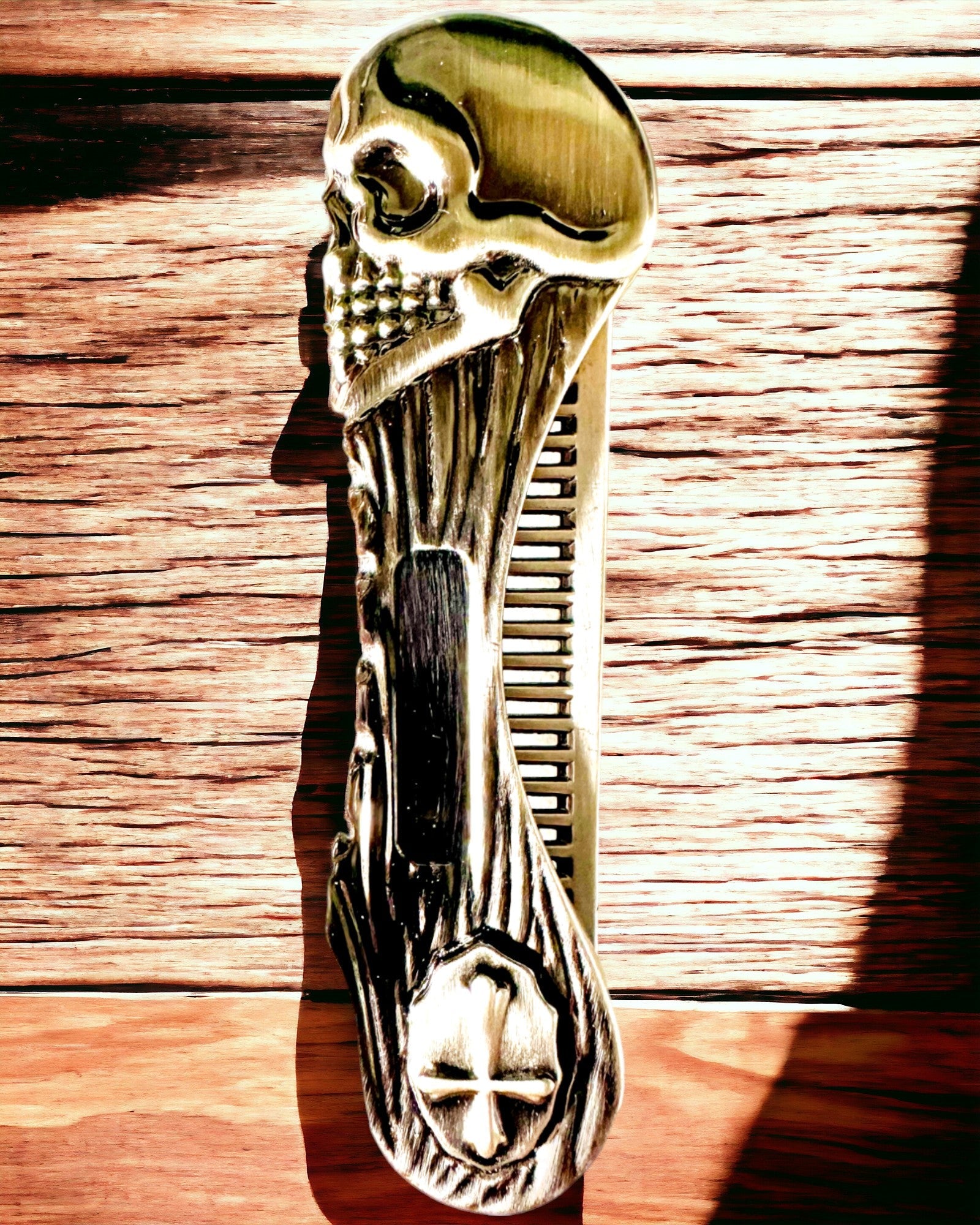 Mystic Skull Comb - peigne premium, possibilité de personnalisation par gravure