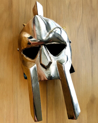 Maschera da Gladiatore Cavalleresca "Sparta" - possibilità di personalizzazione con incisione