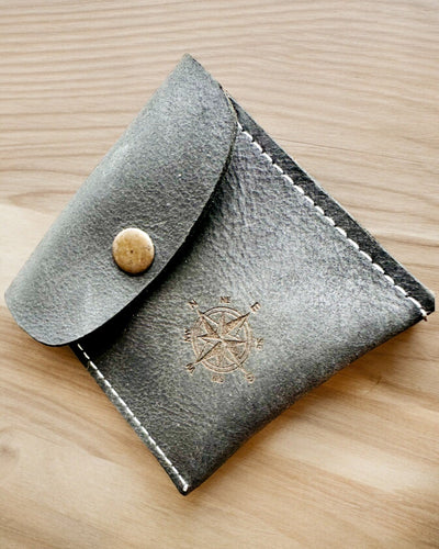 Etui für Taschenuhr oder Kompass Reisender - Möglichkeit zur Personalisierung mit Gravur