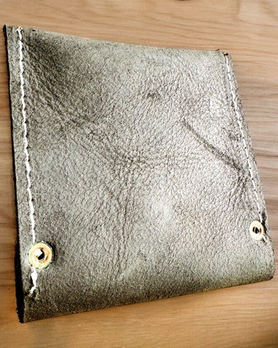 Etui für Taschenuhr oder Kompass Reisender - Möglichkeit zur Personalisierung mit Gravur