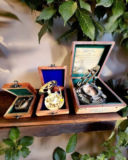 Wooden Box for Compass "Navigator" - personalization with engraving available