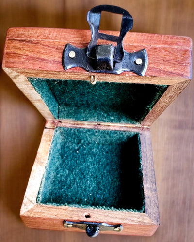 Holzkiste für den kompakten Kompass "Maritime" - Möglichkeit zur Personalisierung mit Gravur