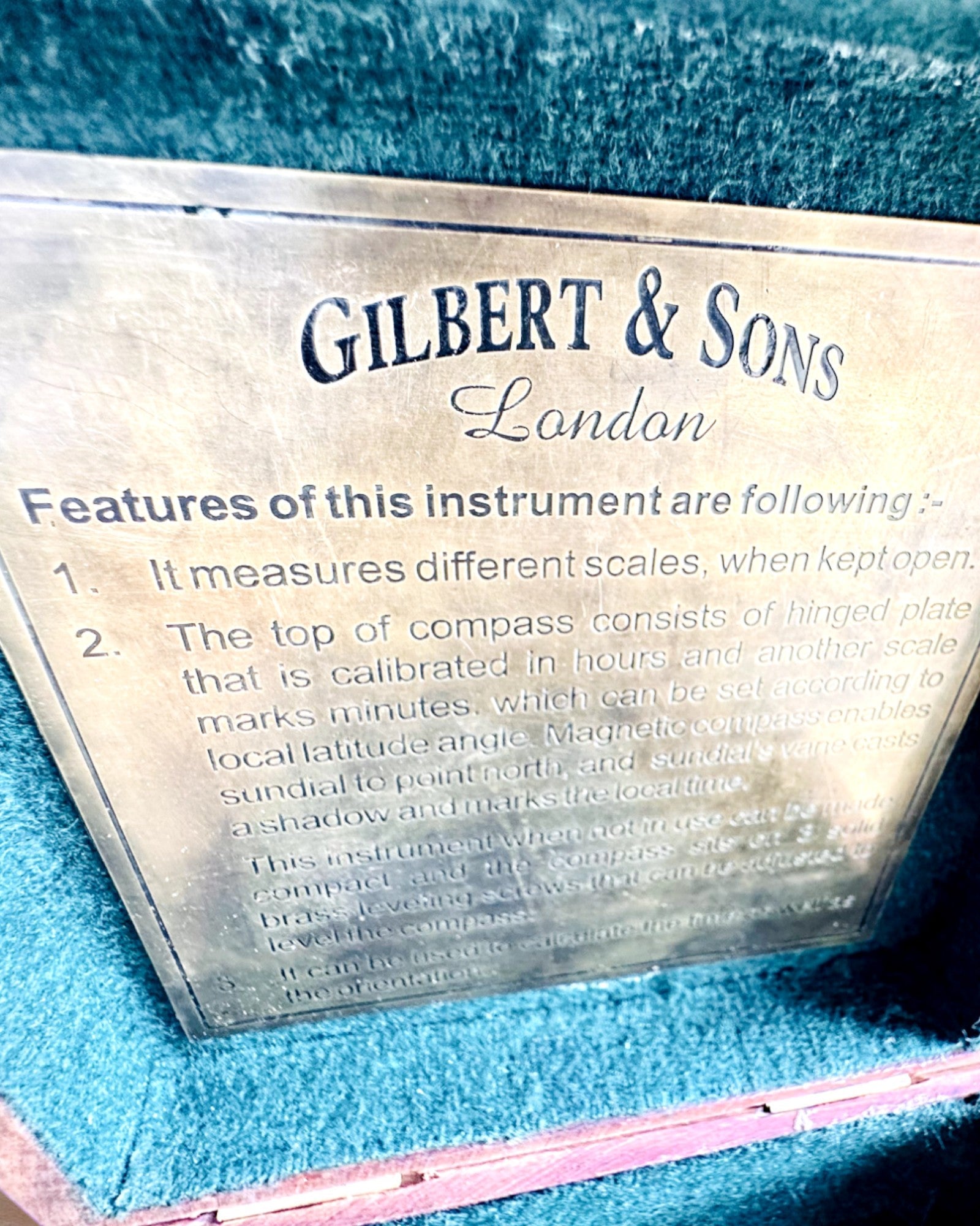 Grand Coffret en Bois pour Boussole "Gilbert & Sons" avec Possibilité de Gravure
