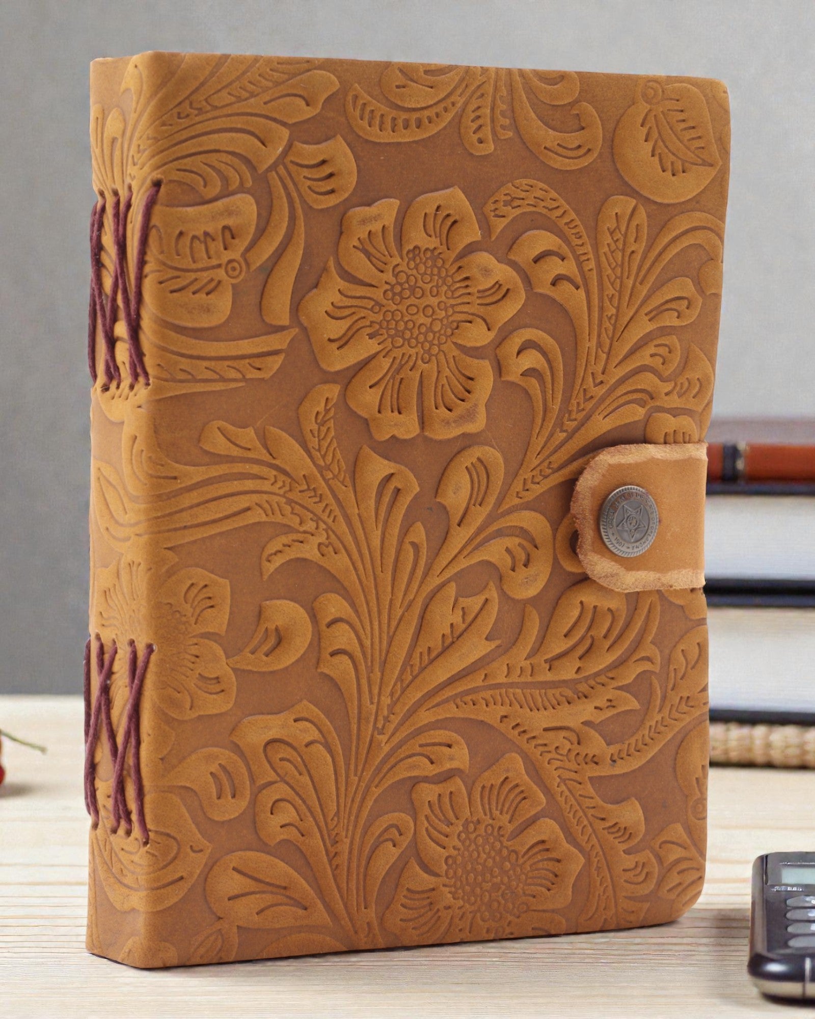 Leather Notebook with Embossed Flowers – brown (17.8 x 12.7 cm)