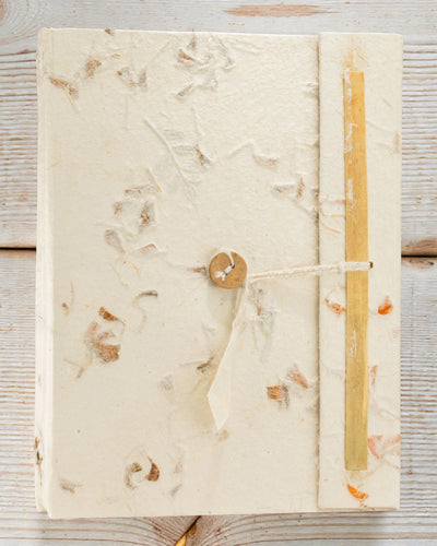 Grand carnet Lokta « Épanouissement botanique » – Fleurs (45 feuilles, 21 x 15 cm)