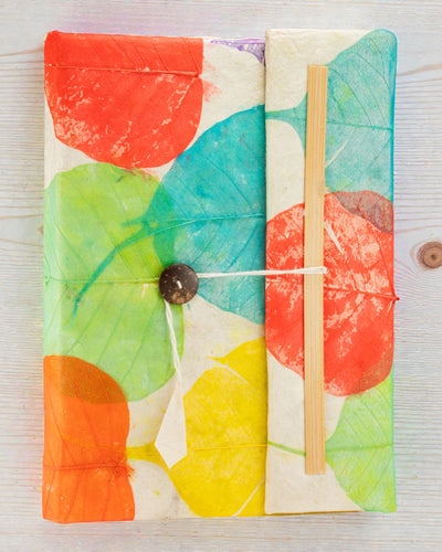 Large Lokta Notebook, Colorful Leaves – Nature Colours (45 sheets, 21 x 15 cm)