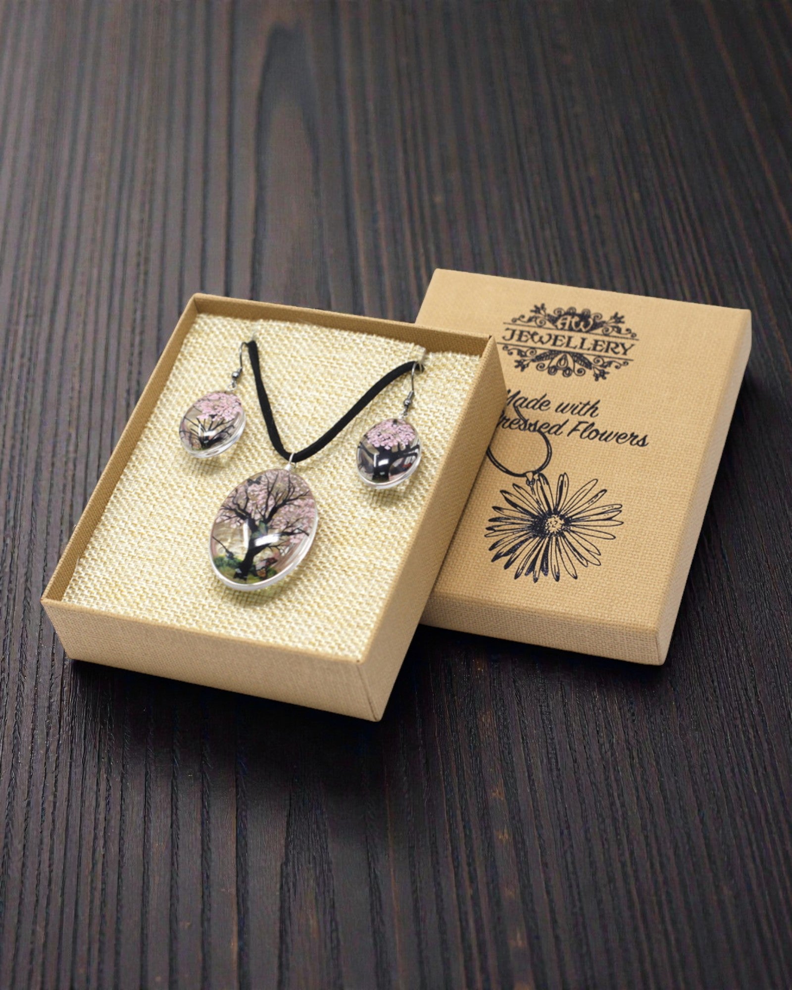 Rose Garden – Jewelry Set with Dried Flowers Tree of Life