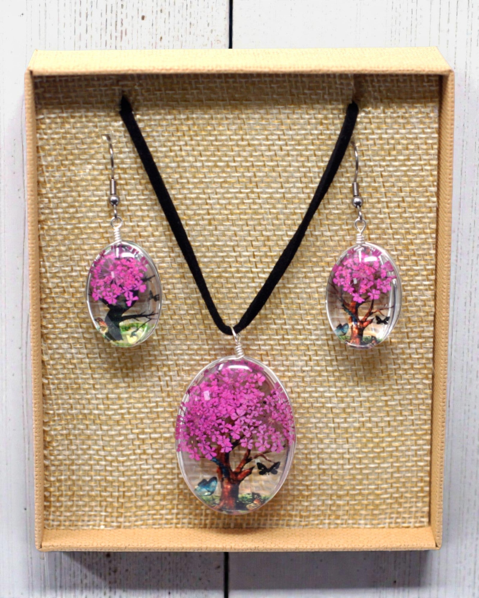 Rosenglanz – Hellrosa Schmuckset mit getrockneten Blumen, Baum des Lebens