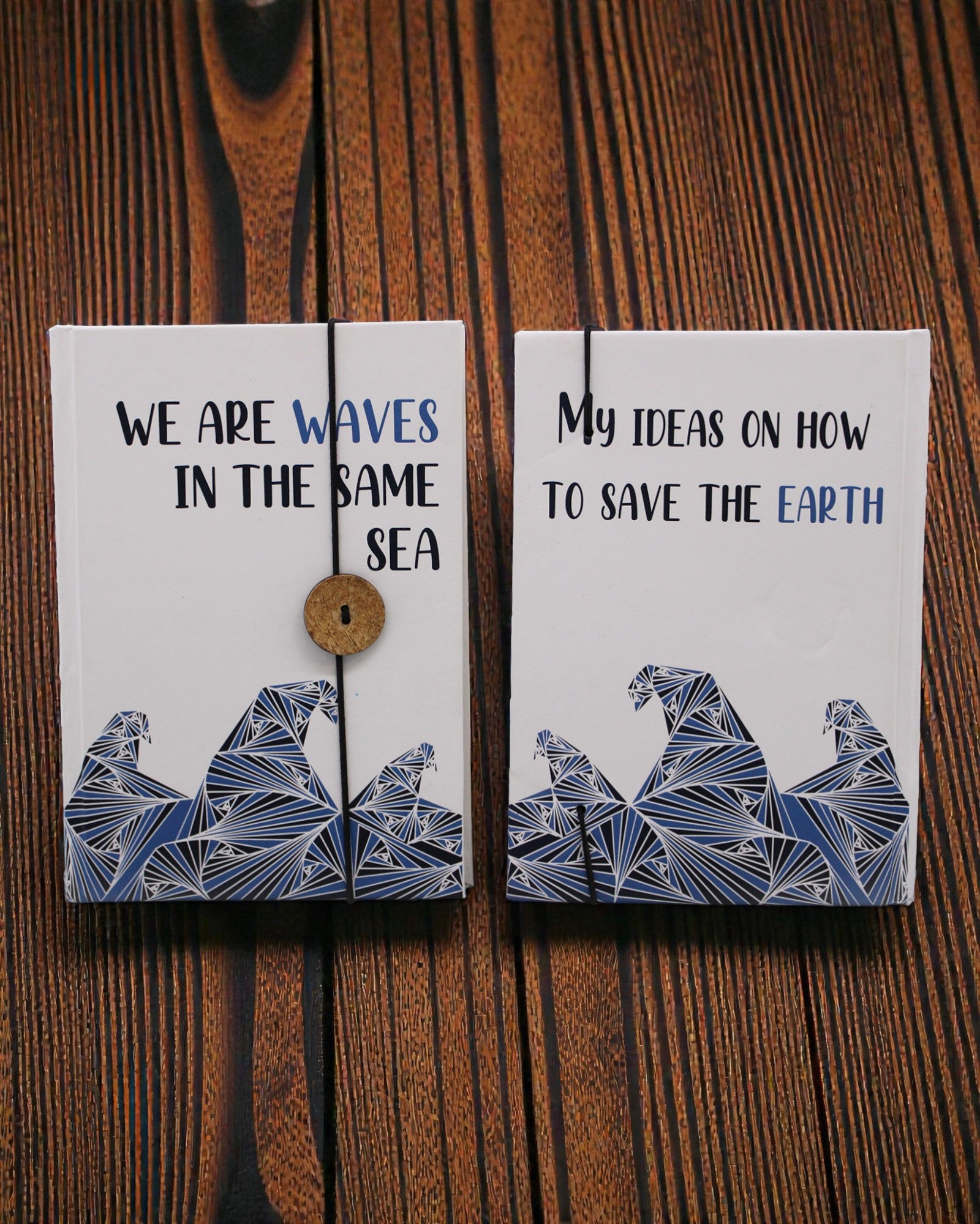 Waves Together – piccolo taccuino con cinturino e bottone in cocco 18 × 12,5 cm, 200 pagine