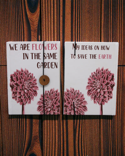 Flowers Together – piccolo taccuino con cinghia ed bottone in cocco 18 × 12,5 cm, 200 pagine