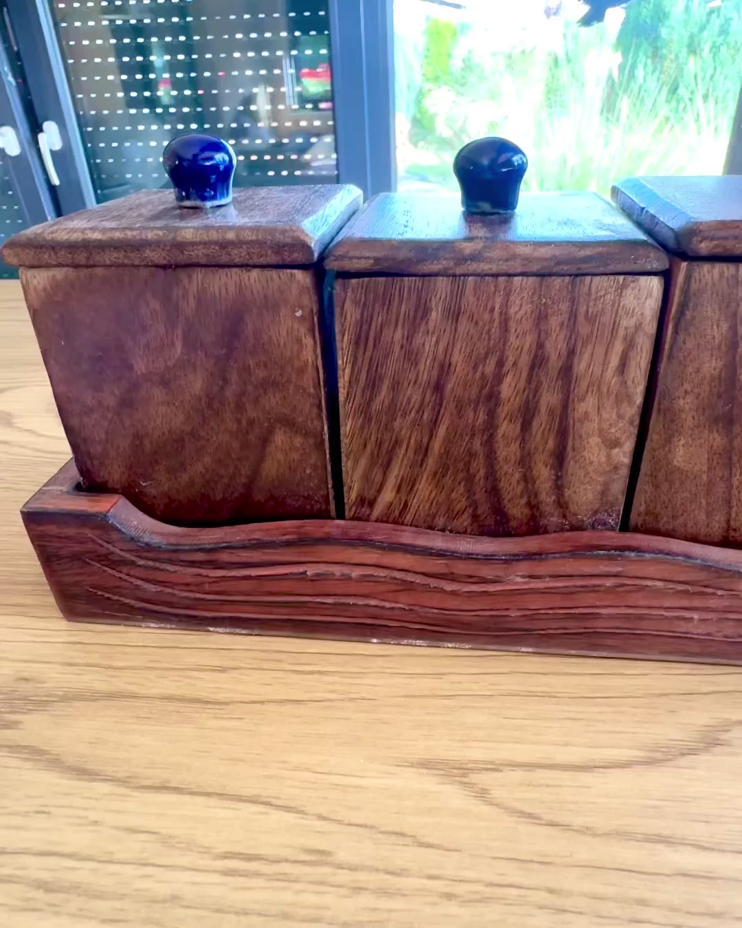 Set Royal Trio – Tee, Kaffee, Zucker aus Shisham-Holz, handgefertigt, mit Gravuroption als Geschenk