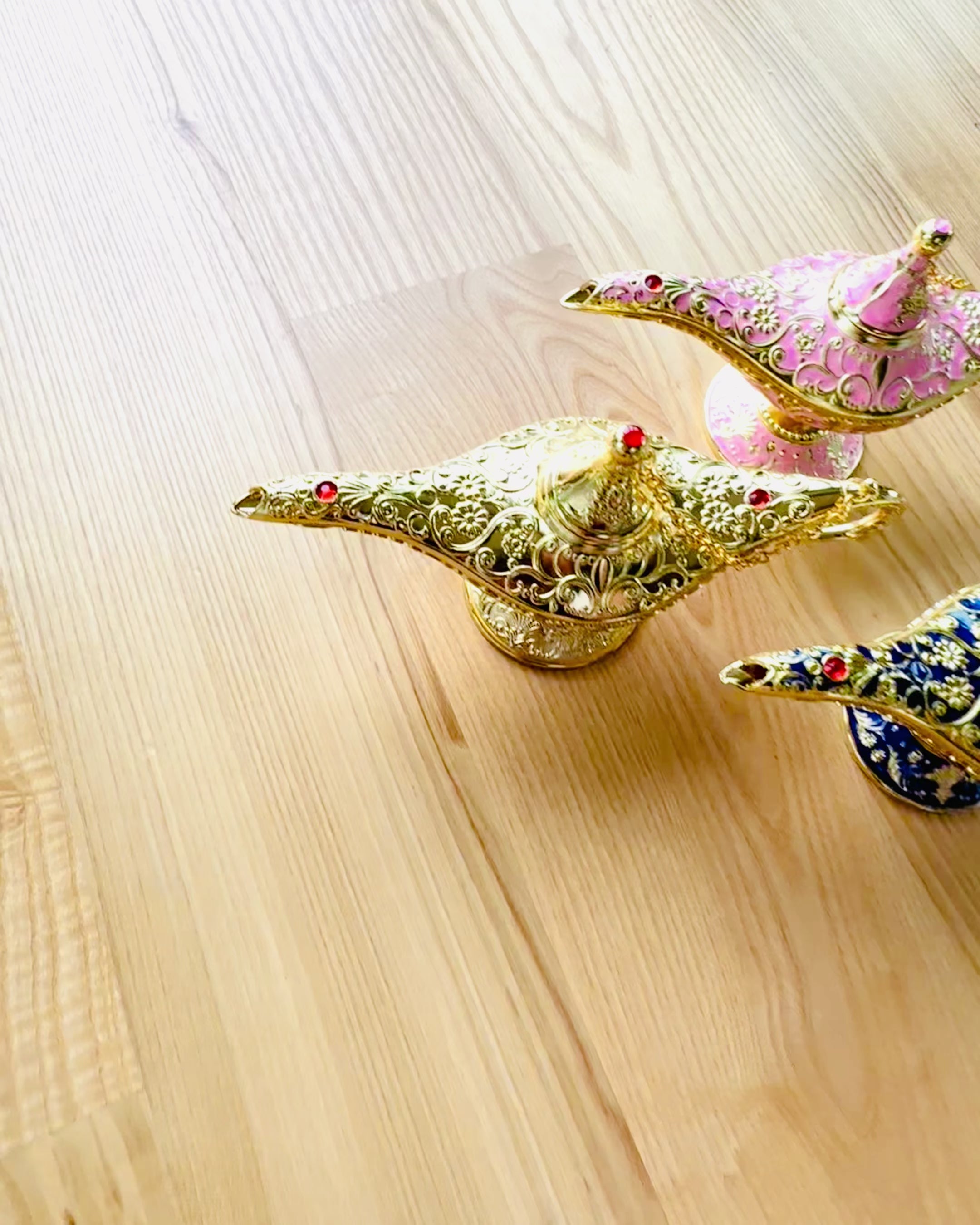 Lampe Magique d'Aladin avec Option de Gravure - Variante Rose, entrelacée d'or
