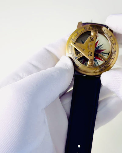 Montre Solaire avec Boussole - Fait Main, Artisanat Authentique, possibilité de gravure
