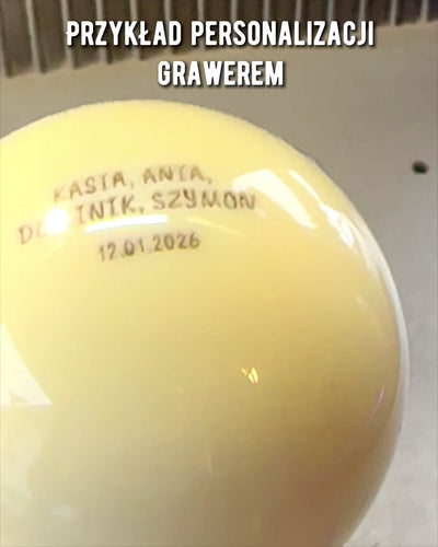 Palla da biliardo su base in ottone, possibilità di personalizzazione con incisione per regalo