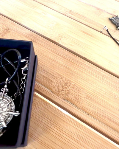 Amulet Northern Warrior - Viking Compass, personalization option with engraving for a gift, 2 variants to choose from